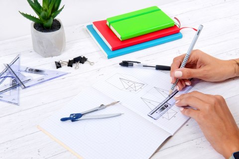 Komplet geometryczny Memoboards zestaw kreślarski 4 el. (MK 106-00) Komplet geometryczny Memoboards zestaw kreślarski 4 el. (MK 106-00)
