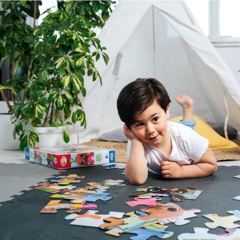 Puzzle Trefl Bing Super maxi Bing z przyjaciółmi 24 el. (41003) Puzzle Trefl Bing Super maxi Bing z przyjaciółmi 24 el. (41003)