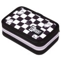 Piórnik CHESS CATS POTRÓJNY PC-05 5903235664540 St.right (Z WYPOSAŻENIEM)