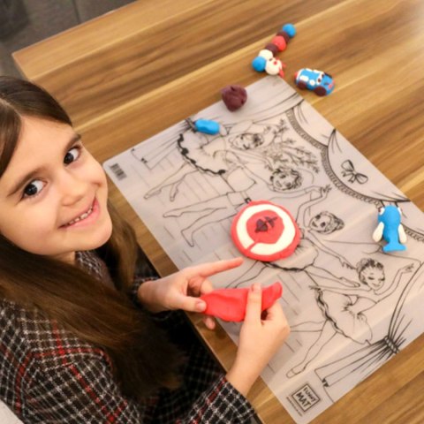 Podkład na biurko FUNNY MAT WHITE TANCERZE SFU1037 polipropylen PP [mm:] 335x480 Strigo (8681379310376)