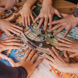 Puzzle UFT Wanderlust: Charming Central Park, New York 1500 el. Trefl (26194)